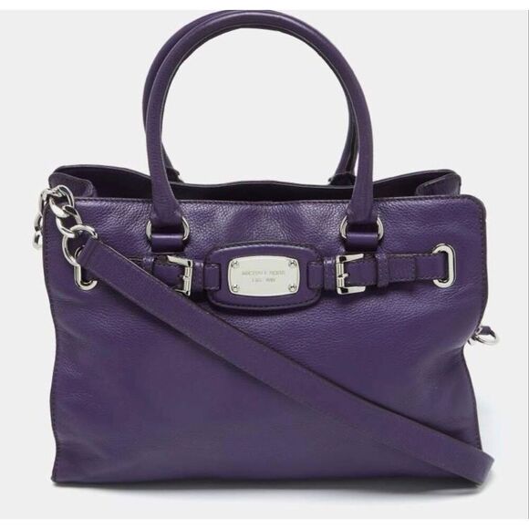 Michael Kors Large black leather Chelsea Shoulder Bag, Black - Picture 1 of 10